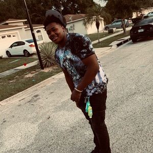 Meet your Posher, Cyler